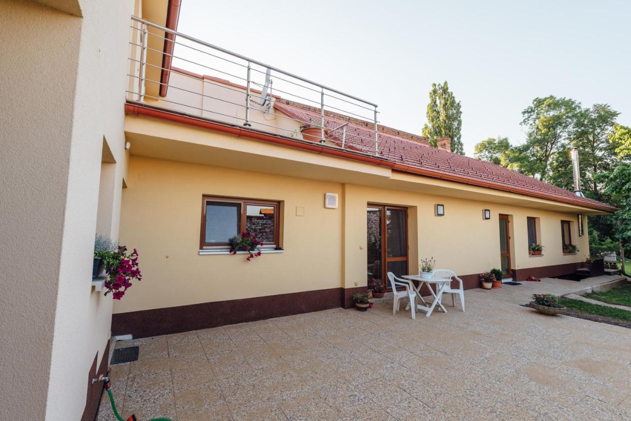 Apartman Pod Borovici Kovalovice Zewnętrze zdjęcie